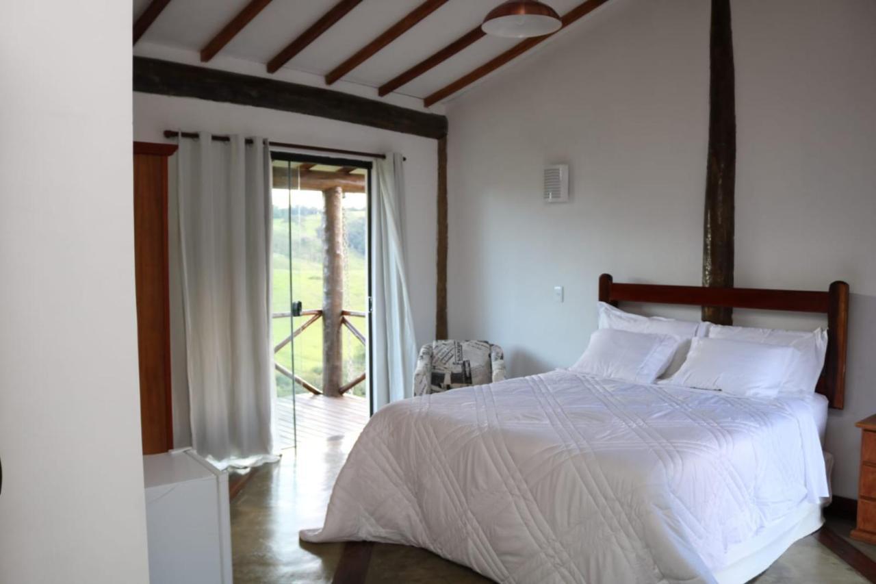 Estalagem Sensacoes Bed and Breakfast Cunha Exteriör bild
